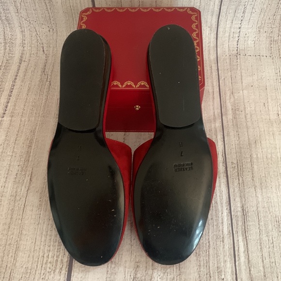 ‼️Flash SALE‼️Yves Saint Laurent Suede flats - Picture 5 of 5